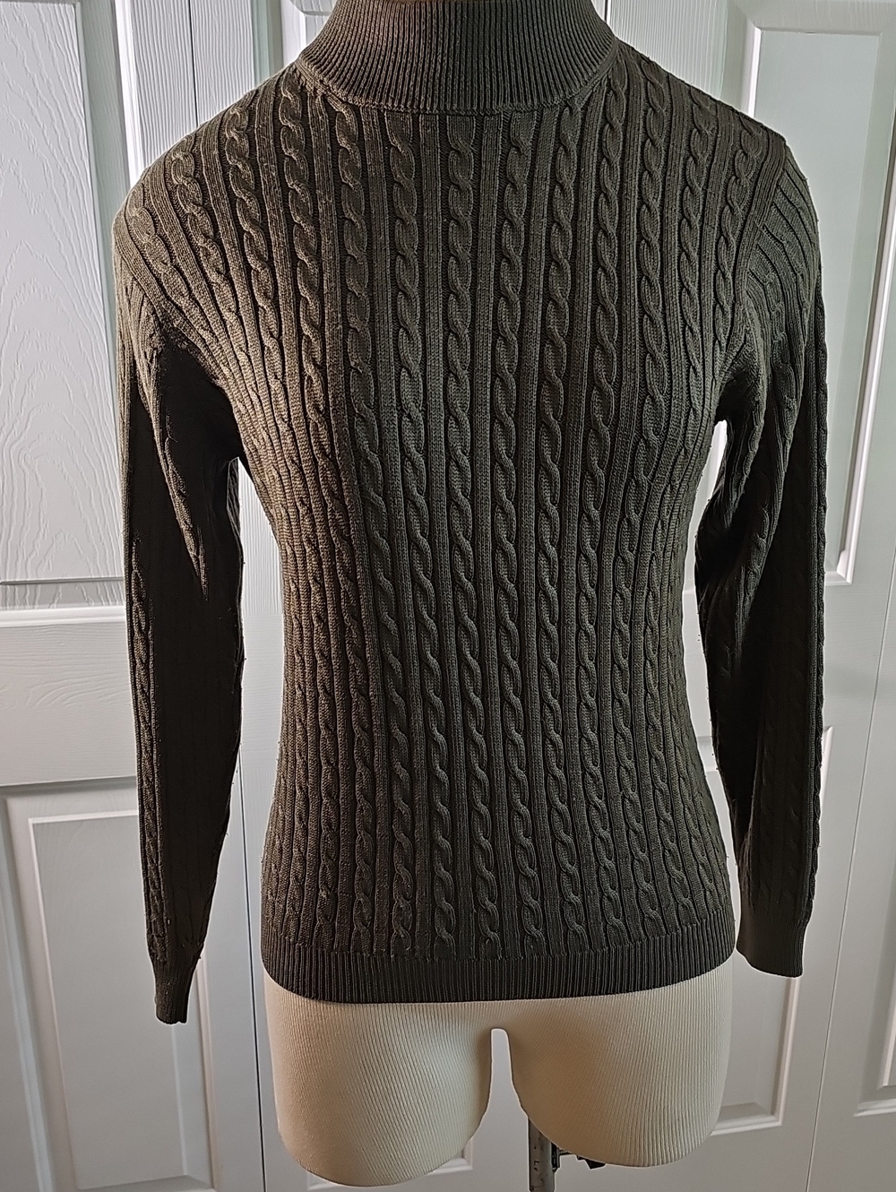 Mark Fore & Strike Cable Knit Mock Neck Womens Size M Brown‎ 100% Silk Sweater